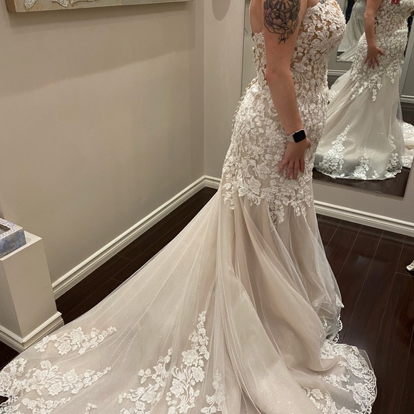 Mori Lee size 10 Roxanne wedding dress - Picture 3 of 12